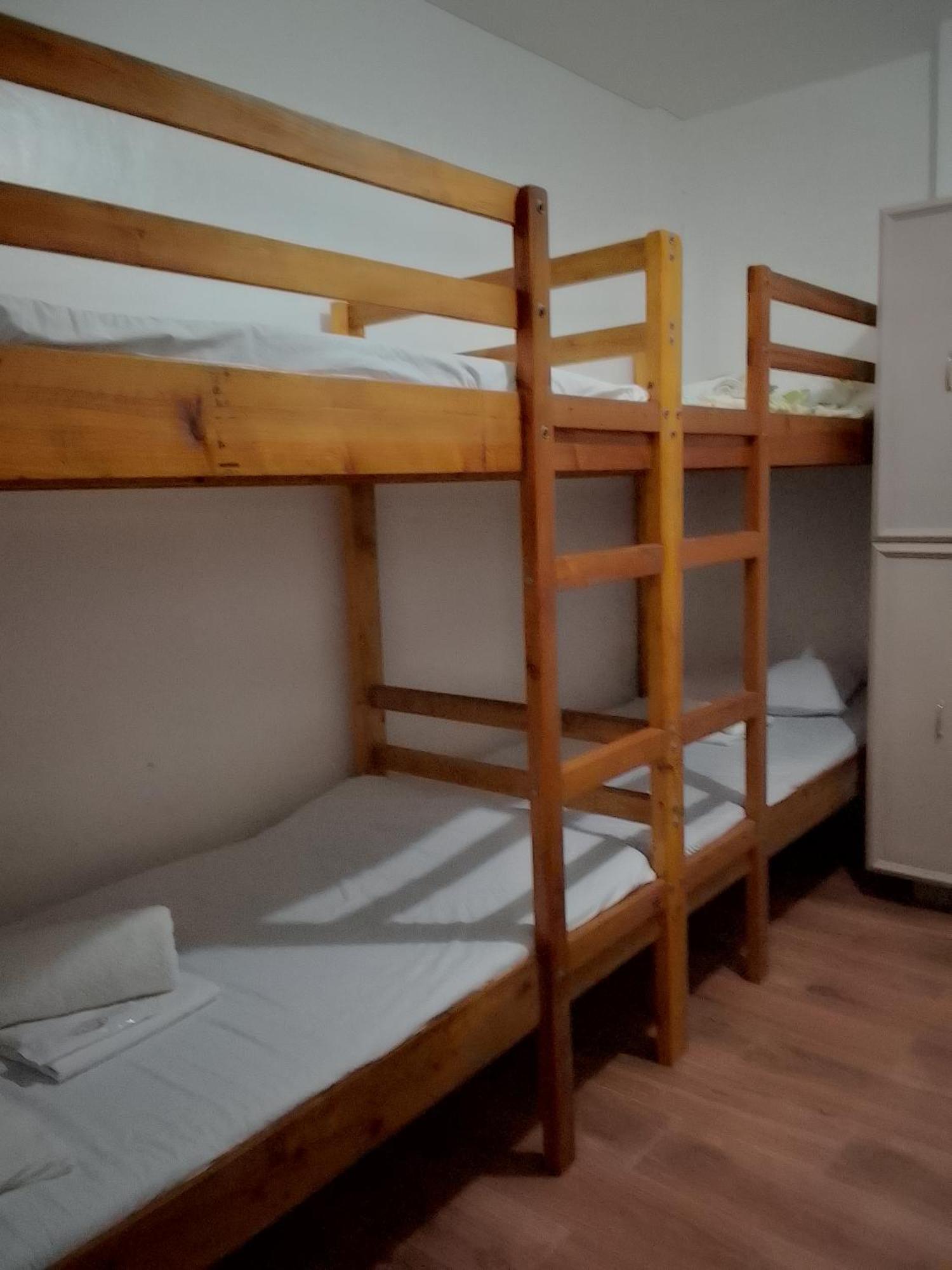 Leizel'S Bed & Breakfast Palompon Εξωτερικό φωτογραφία