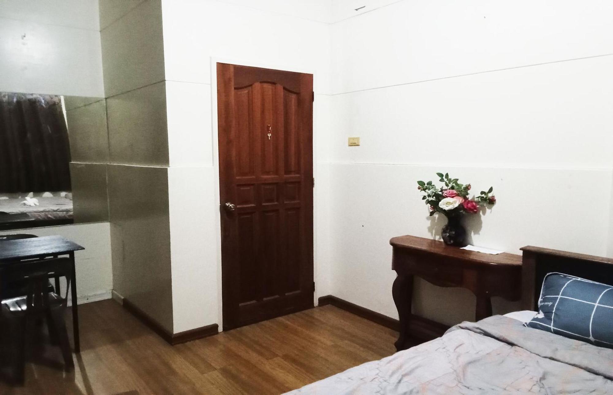 Leizel'S Bed & Breakfast Palompon Εξωτερικό φωτογραφία