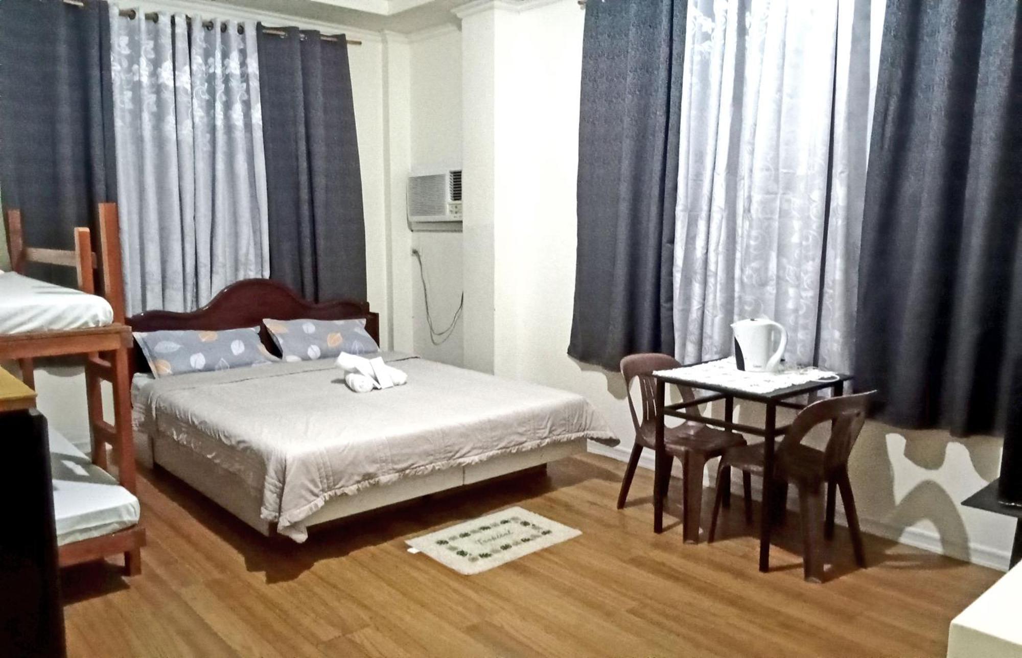 Leizel'S Bed & Breakfast Palompon Εξωτερικό φωτογραφία